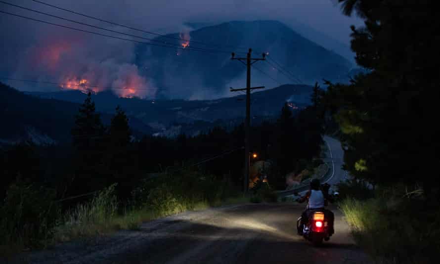 Wildfire on mountainside