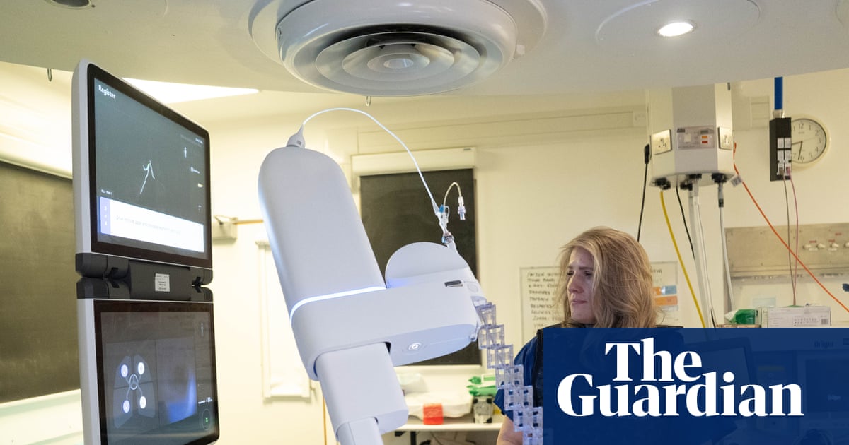NHS England to trial AI and robotic tools to detect and diagnose lung cancer