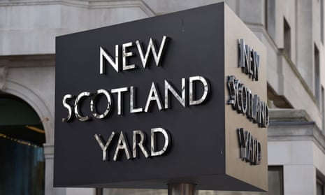 Sign for New Scotland Yard in London