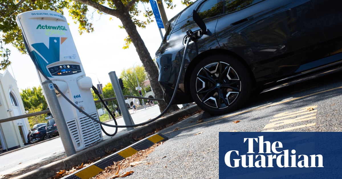 ACT to incentivise electric vehicles with registration fee based on emissions rather than weight