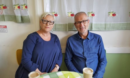 Gary and Lesley Wainwright at their home in Kent: ‘the bank would not give the builders the rest of the money to finish’.
