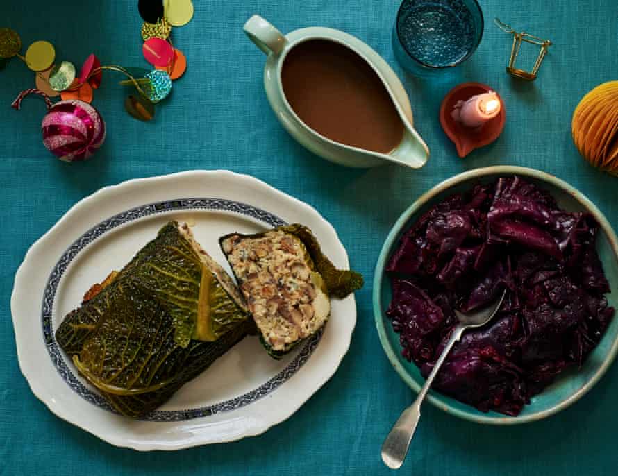 Felicity Cloake’s Christmas nut roast, vegetarian gravy and red cabbage.