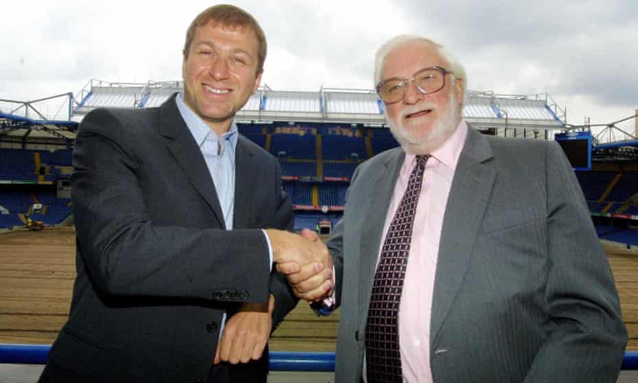 Roman Abramovich with then Chelsea chairman Ken Bates in 2003