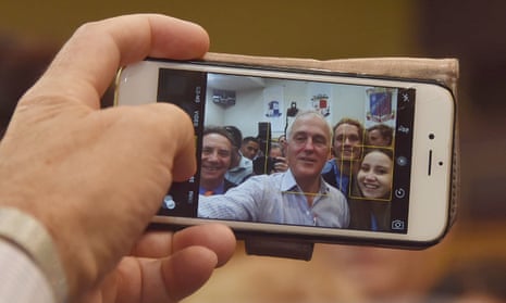 Malcolm Turnbull takes a selfie