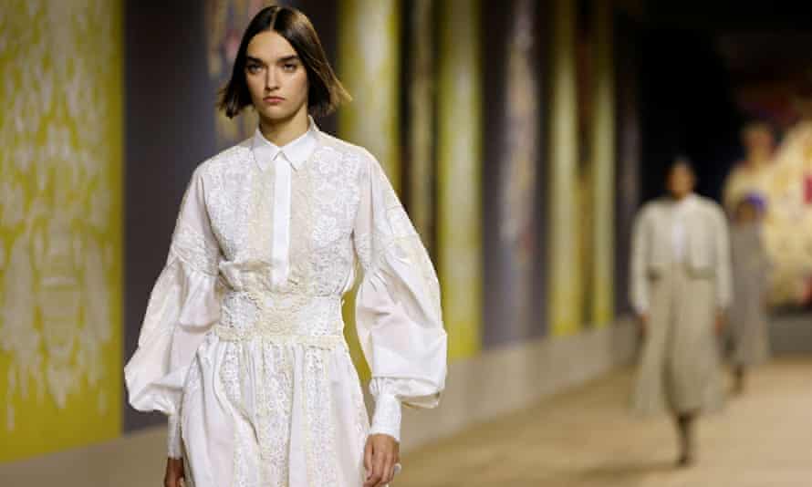 Dior Haute Couture Herbst/Winter 2022-2023 Kollektion, Paris.