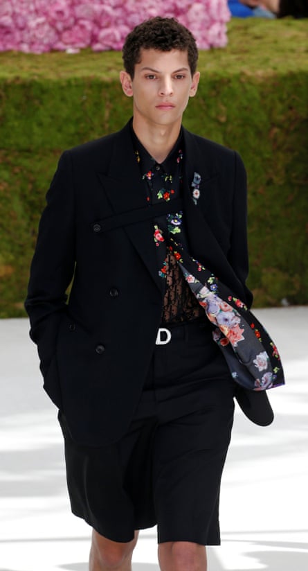 Kim Jones makes Dior debut with Paris menswear show