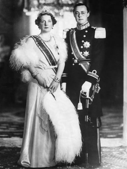 Black and white portrait of Prince Bernhard with the then Princess Juliana, later Queen of the Netherlands, 1937