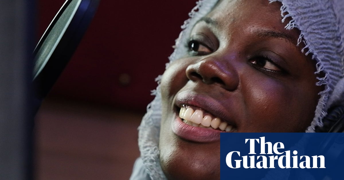 Rap does not shut up: hip-hop women of Senegal
