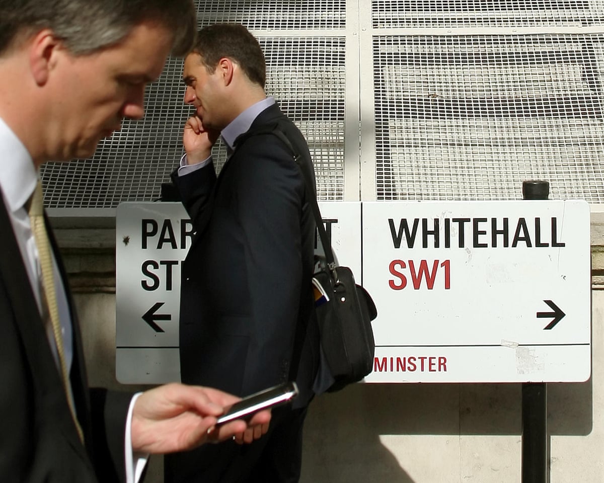 UK to create new 'school of government' to train senior civil ...