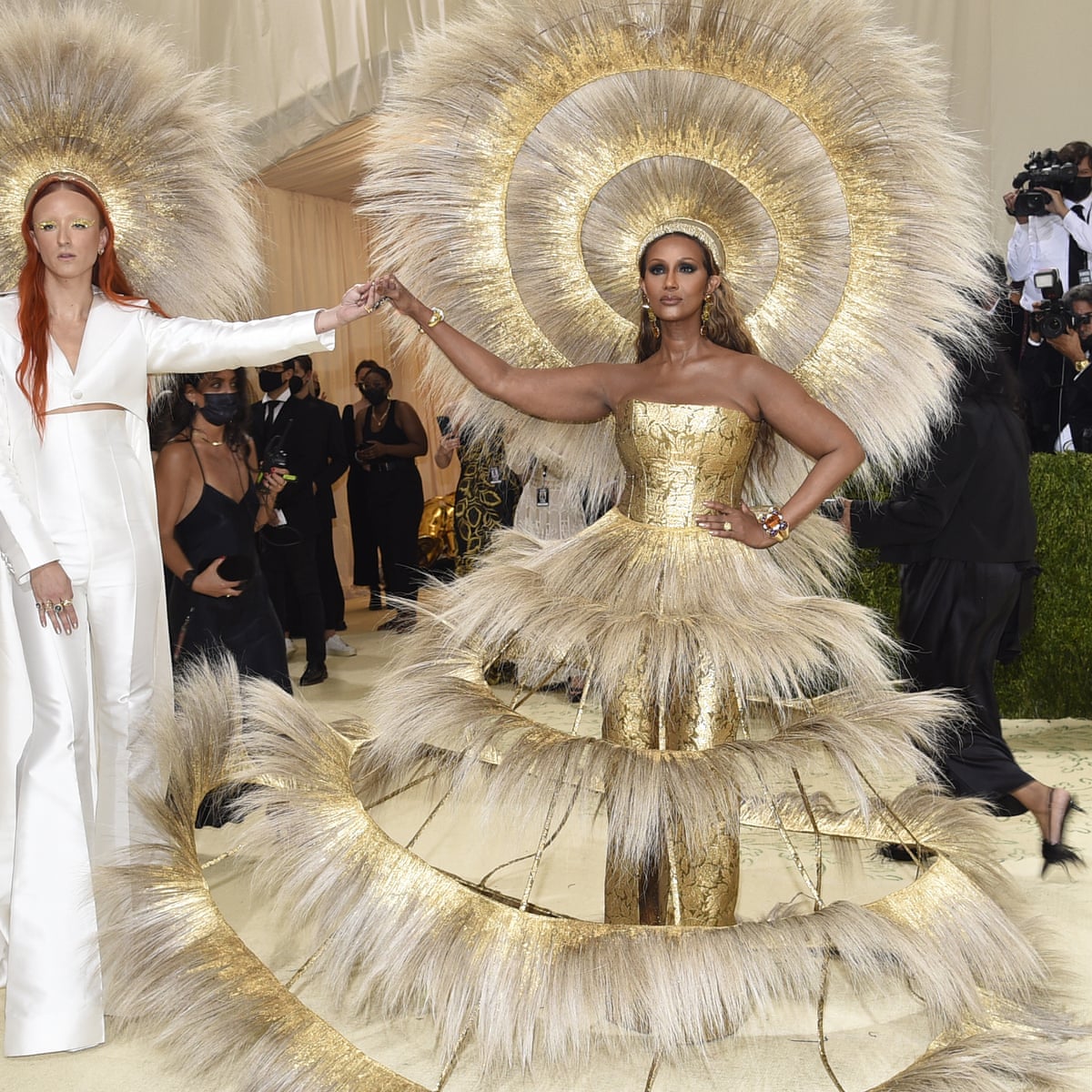 What to Wear to Renaissance Faire: Mastering the Perfect Historical Outfit