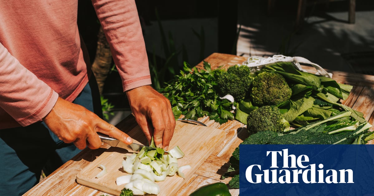 Iceberg, romaine, kale: which salad greens are healthiest?