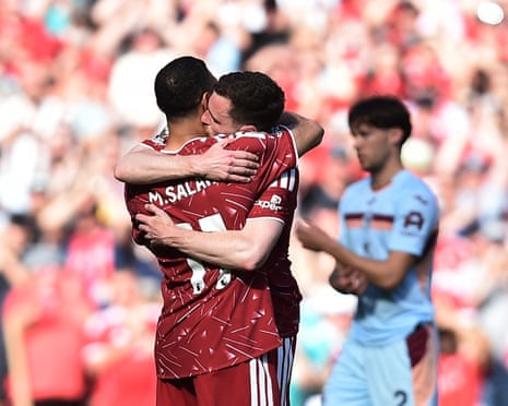 5 "ông lớn" thê thảm nhất mùa 2025-2026: 1 đội còn suýt xuống hạng 2 Liverpool held by Brentford as Anfield bids Salah and Robertson farewell | Premier League | The Guardian