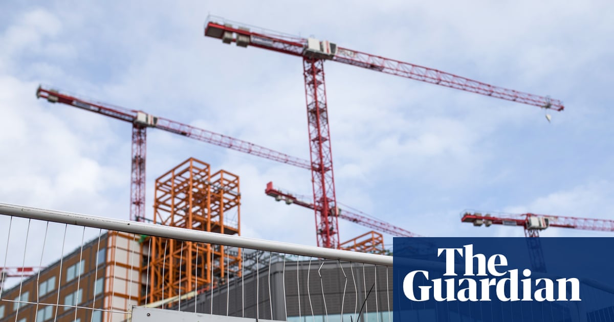 Five former Carillion executives banned by accountancy regulator