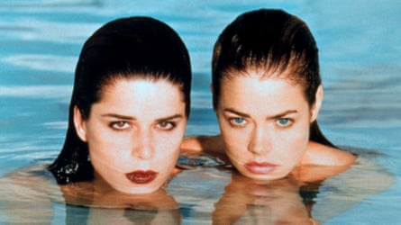 1998, WILD THING SNEVE CAMPBELL, DENISE RICHARDS