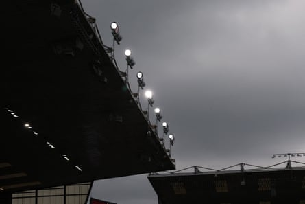The crippled had to beryllium stopped astatine Turf Moor erstwhile nan floodlights started flashing successful nan 2nd half.