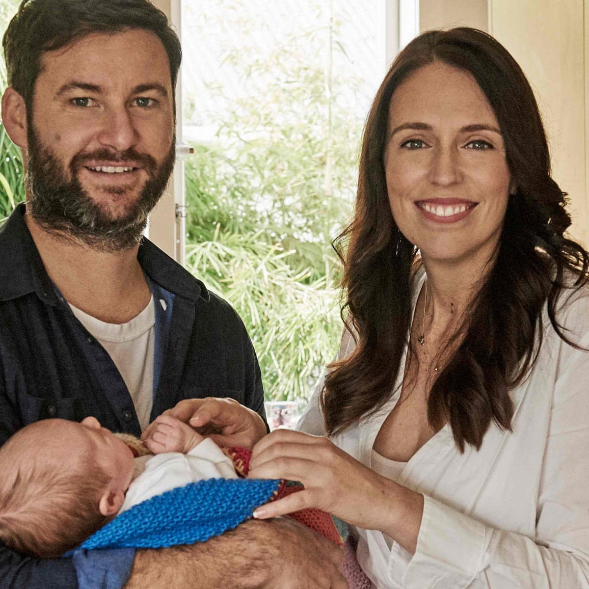 Clarinda Or Jarke New Zealand Pm Jacinda Ardern And Clarke Gayford Engaged World News The Guardian