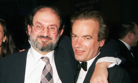 Salman Rushdie and Martin Amis at the 1995 British book awards.
