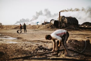 //www.theguardian.com/world/2021/oct/09/war-syrian-border-town-iran-regional-ambition-islamic-state-middle-east