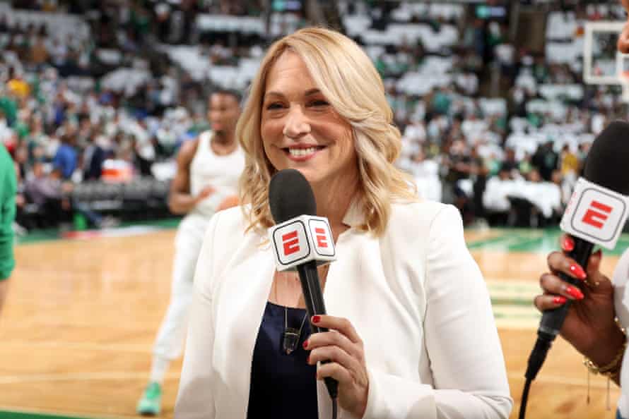 Doris Burke