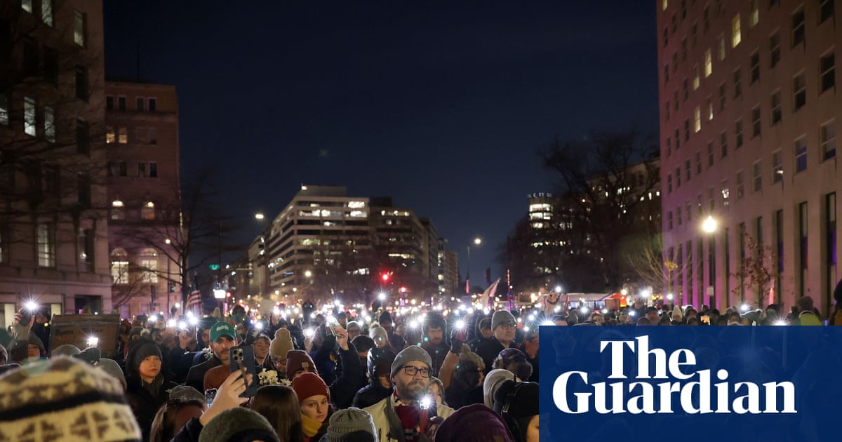 Judge blocks Trump officials from detaining refugees in Minnesota