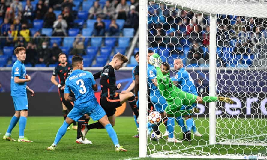 Timo Werner puts Chelsea ahead in the second minute