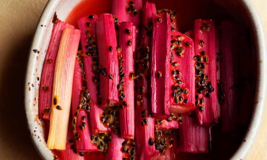 A bowl of baked rhubarb and passion fruit.
