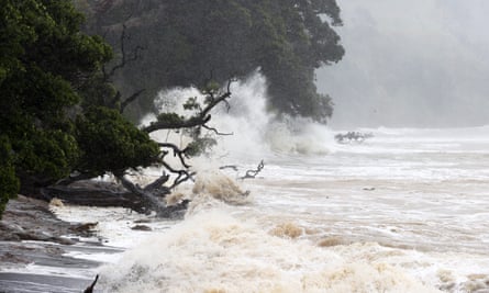 Rough seas from Cyclone Gabrielle hit the Goat Island marine reserve in Auckland on Monday.