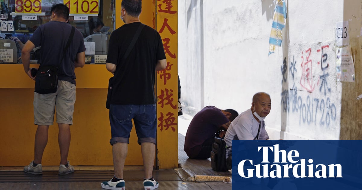 Hong Kong drops restaurant dining ban after people forced to eat in streets