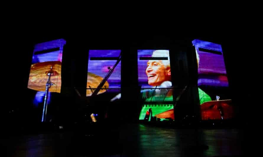 Het eerbetoon van de Stones aan Charlie Watts.