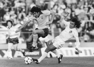 Brian Talbot skips through midfield.