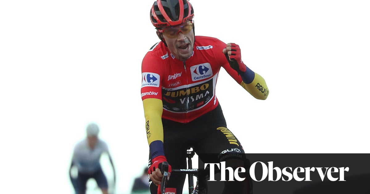 Primoz Roglic poised to defend Vuelta crown despite Richard Carapazs attack