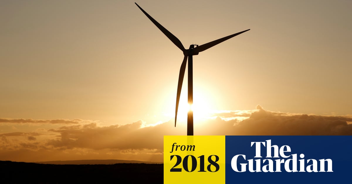 UK renewable energy capacity surpasses fossil fuels for first time