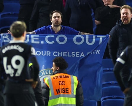 Premier League - Brighton & Hove Albion v ChelseaSoccer Football - Premier League - Brighton & Hove Albion v Chelsea - The American Express Community Stadium, Brighton, Britain - April 21, 2026
Chelsea fans react as players stand dejected after the match Action Images via Reuters/Matthew Childs EDITORIAL USE ONLY. NO USE WITH UNAUTHORIZED AUDIO, VIDEO, DATA, FIXTURE LISTS, CLUB/LEAGUE LOGOS OR 'LIVE' SERVICES. ONLINE IN-MATCH USE LIMITED TO 120 IMAGES, NO VIDEO EMULATION. NO USE IN BETTING, GAMES OR SINGLE CLUB/LEAGUE/PLAYER PUBLICATIONS. PLEASE CONTACT YOUR ACCOUNT REPRESENTATIVE FOR FURTHER DETAILS..