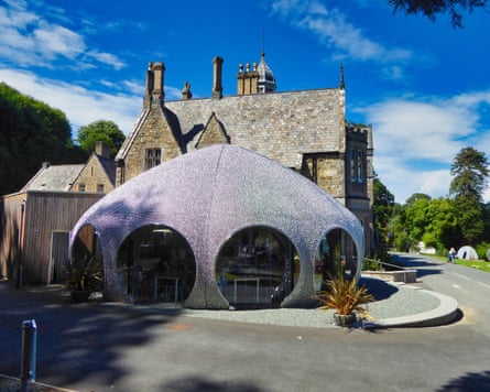 A former Victorian mansion, now an art gallery, with a modern extension