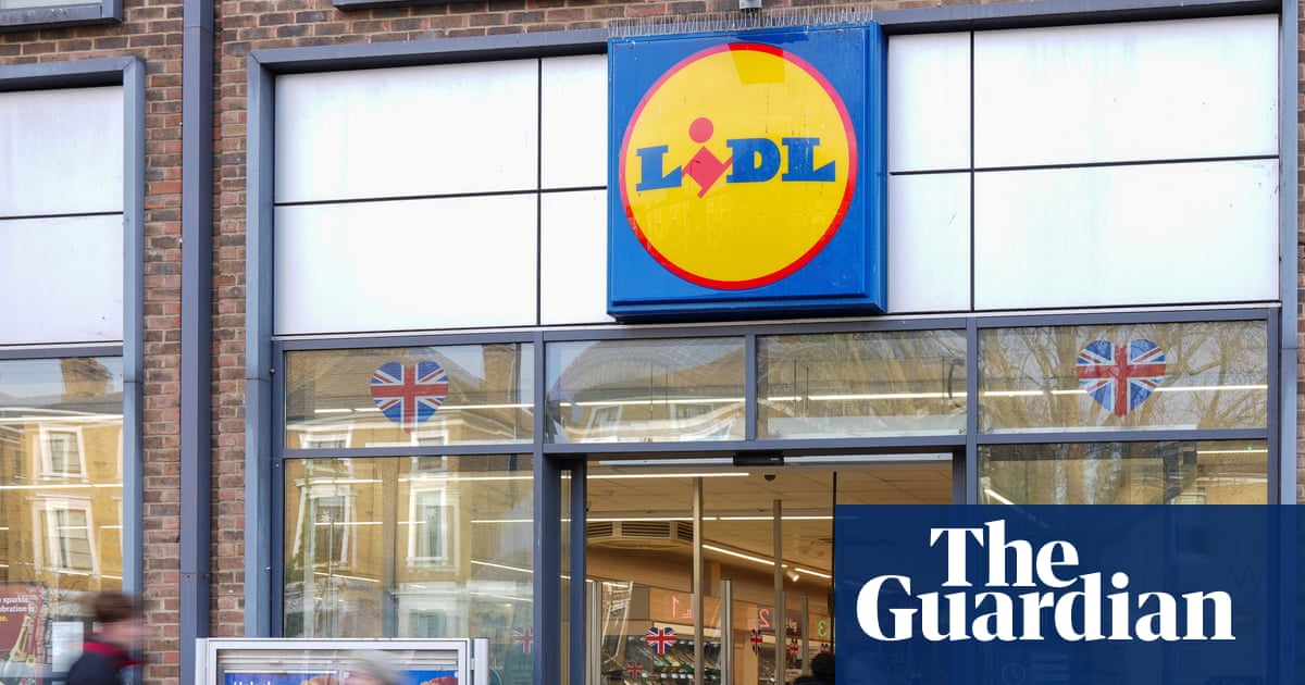 Aldi and Lidl grab record Christmas sales share as Asda and Co-op slide