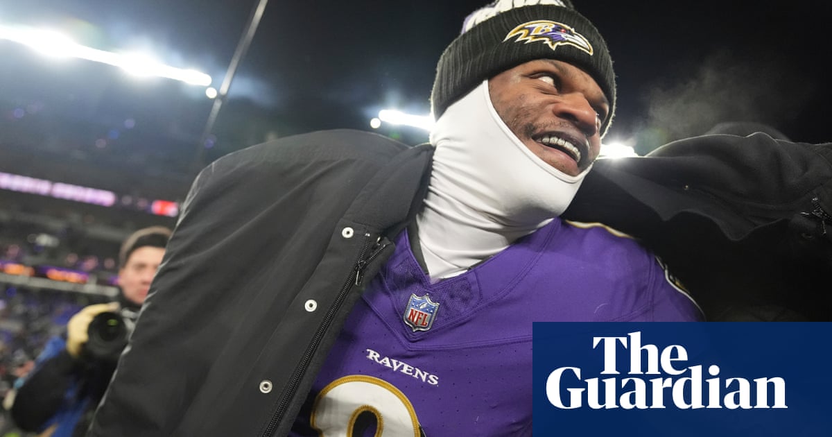 Jackson and Ravens wrap up AFC North title with 35-10 beatdown of Cleveland