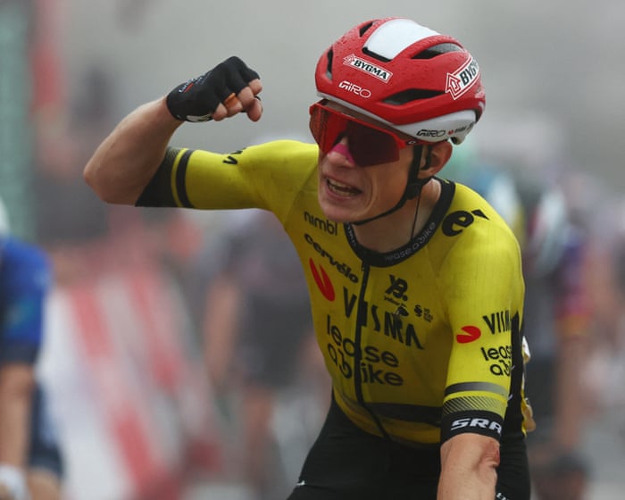 Vuelta a España: Jonas Vingegaard recovers from crash to win stage two