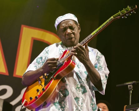 Taylor performing in Spain in 2012.