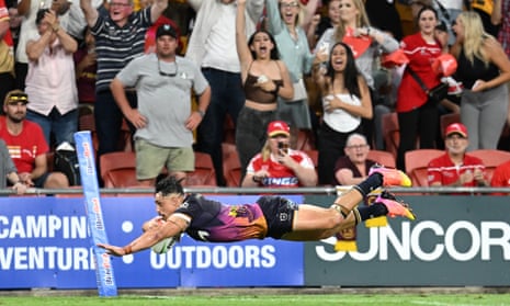 Late try by Broncos' Kotoni Staggs seals Battle of Brisbane