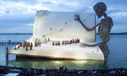 Verdi’s Un Ballo in Maschera, directed by Richard Jones, on a floating stage in Bregenz, 1999.