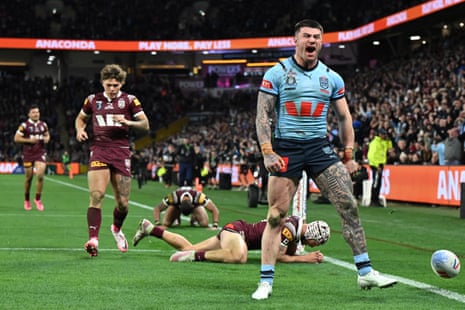 Bradman Best scores a try