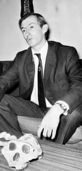 Richard Leakey at a press conference in London to talk about his discoveries regarding human evolution in 1972.