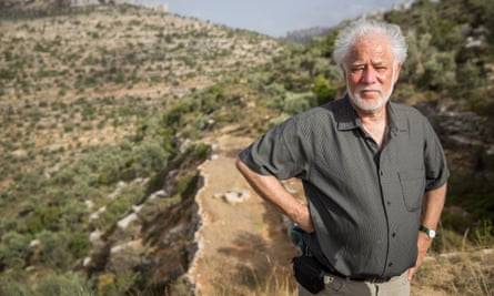 Warlight Warlight by Michael Ondaatje review – magic from a past master ...