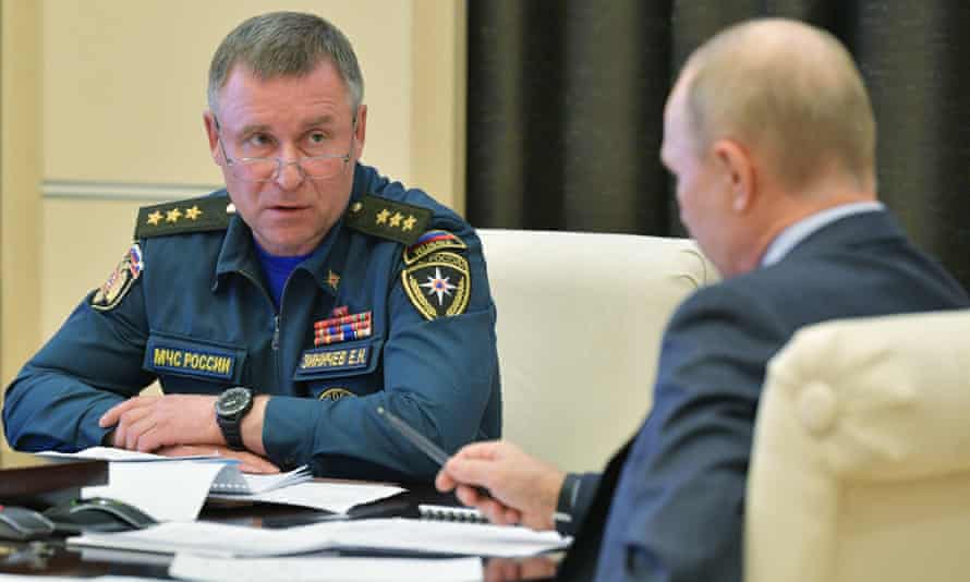 Yevgeny Zinichev (left) with the Russian president Vladimir Putin during a meeting in April 2020