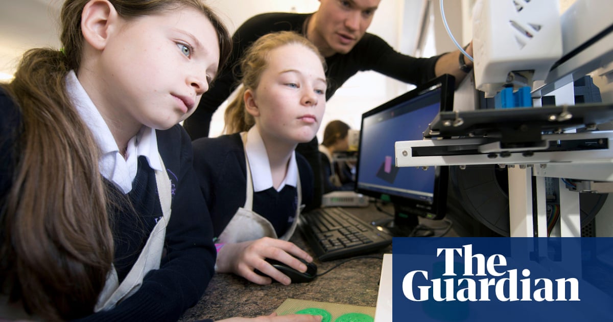 Teach First job applicants will get in-person interviews after more apply using AI