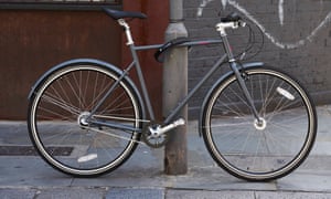 Buzzbike’s bikes feature reliable components and have puncture-resistant tyres.