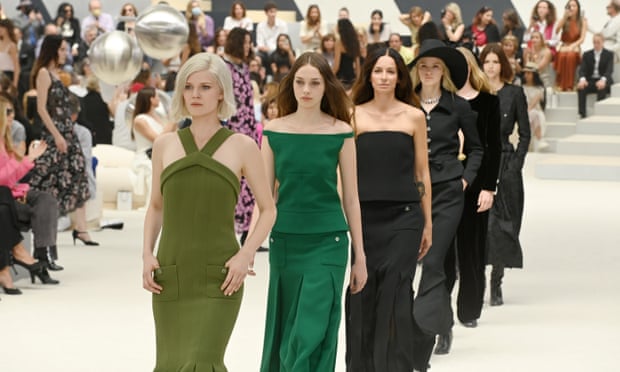chanel catwalk, Paris fashion week – evening dresses