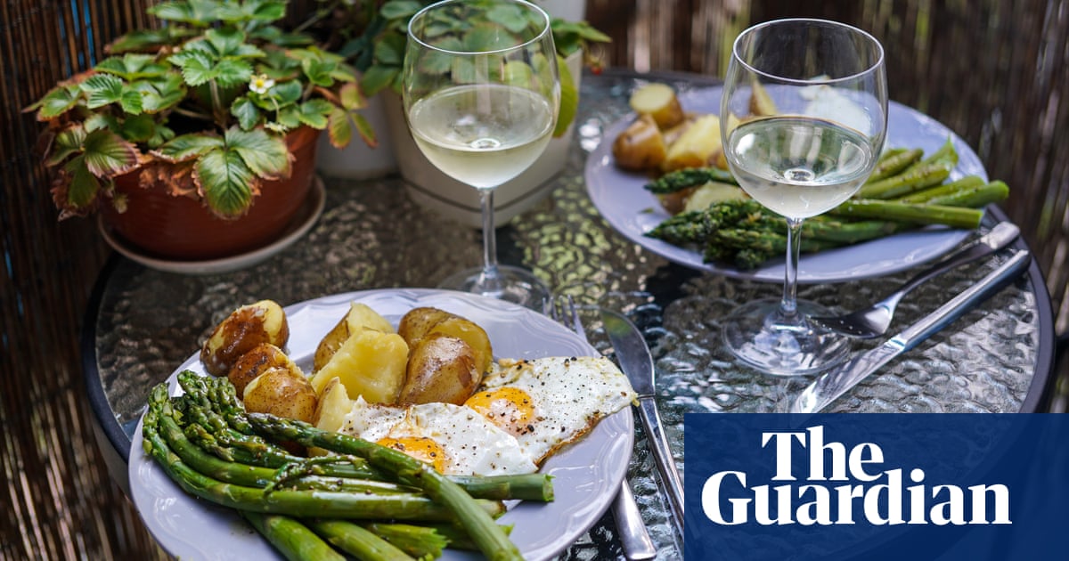 Is there any wine that goes with asparagus? | Fiona Beckett on drink