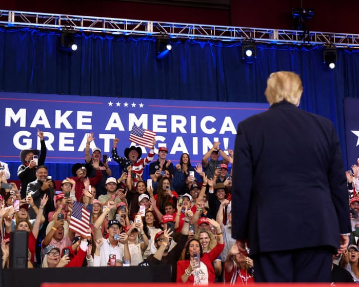 Trump and Vance rally for Republicans in final midterms push; Alaska’s Murkowski backs Democrat in governor’s race – live