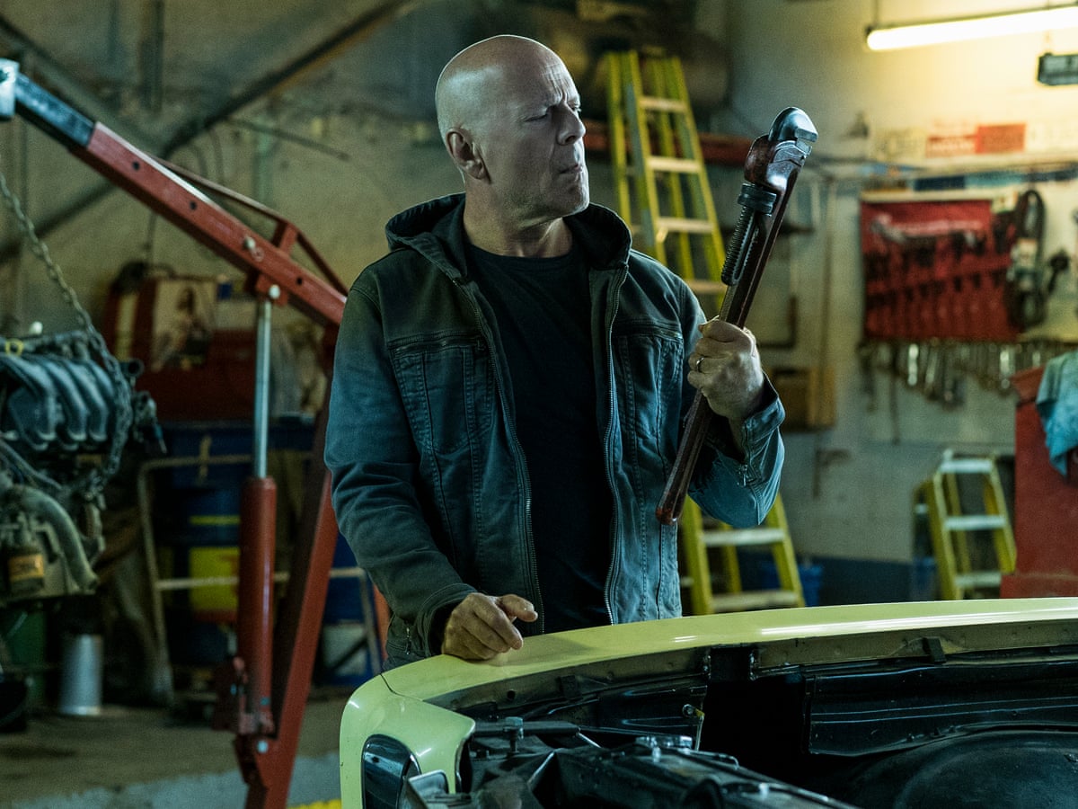 Death Wish Review Bruce Willis Stacks Up Corpses In Gutless Remake Bruce Willis The Guardian